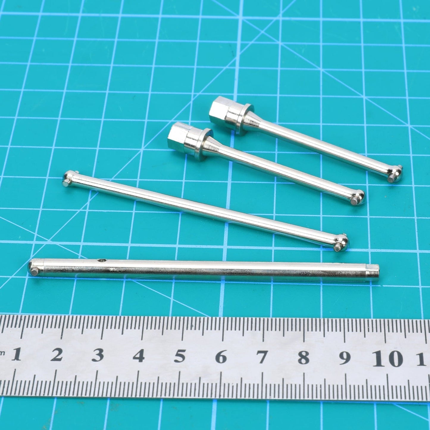 RCAWD Axial Yeti Jr Center +Rear Driveshafts Set RCAWD Axial 1/18 Yeti Jr Center Driveline Set