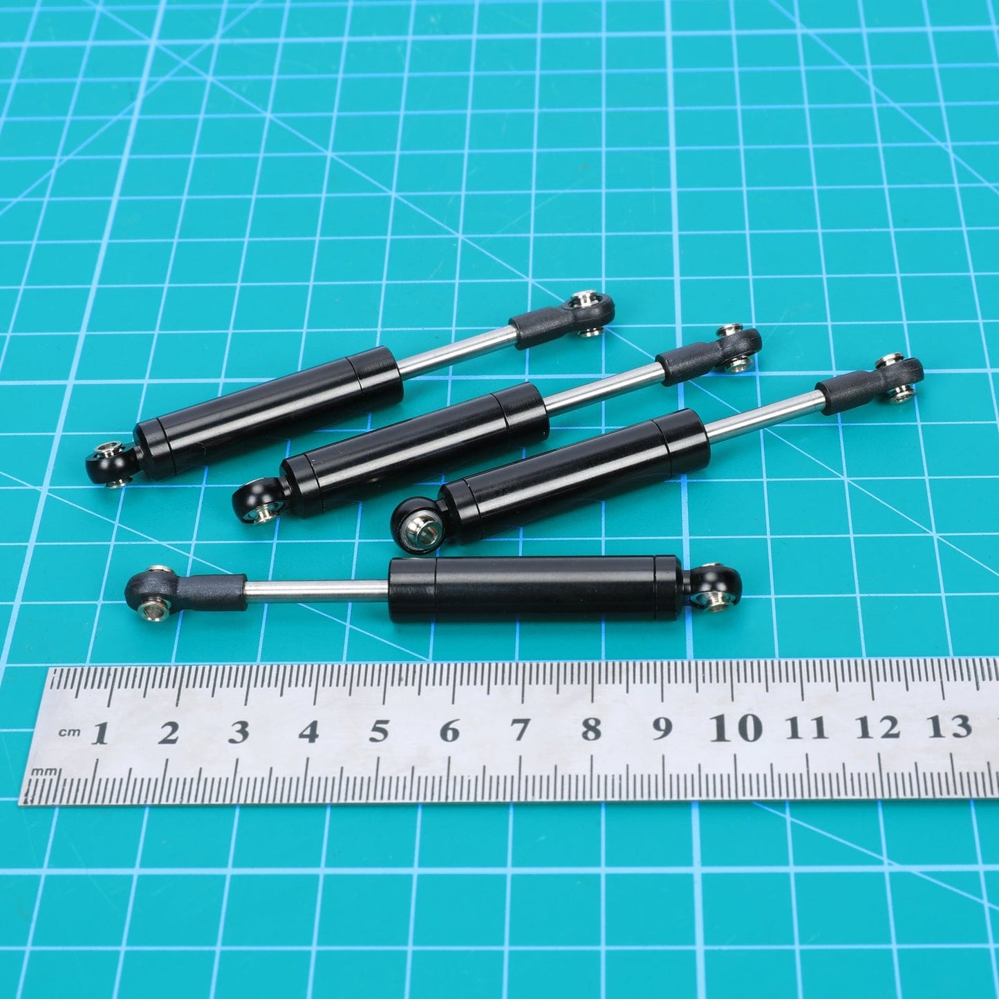 RCAWD Axial UTB18 RCAWD Axial UTB18 Capra upgrades Aluminum front/rear built in spring shock absorber damper oil filled type AXI213000