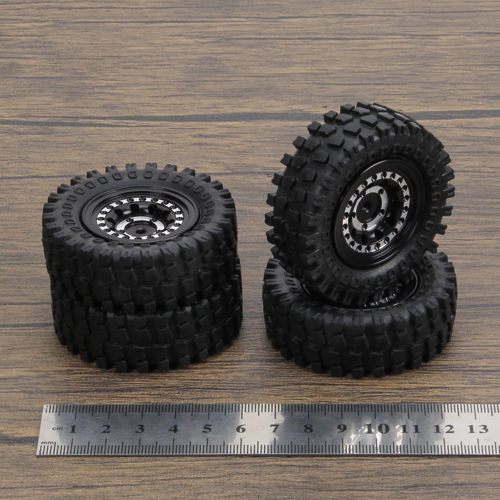 RCAWD FMS FCX24 RCAWD 1.3" Beadlock Wheels 60*20mm Tire Set for FMS FCX24 and SCX24 Crawlers