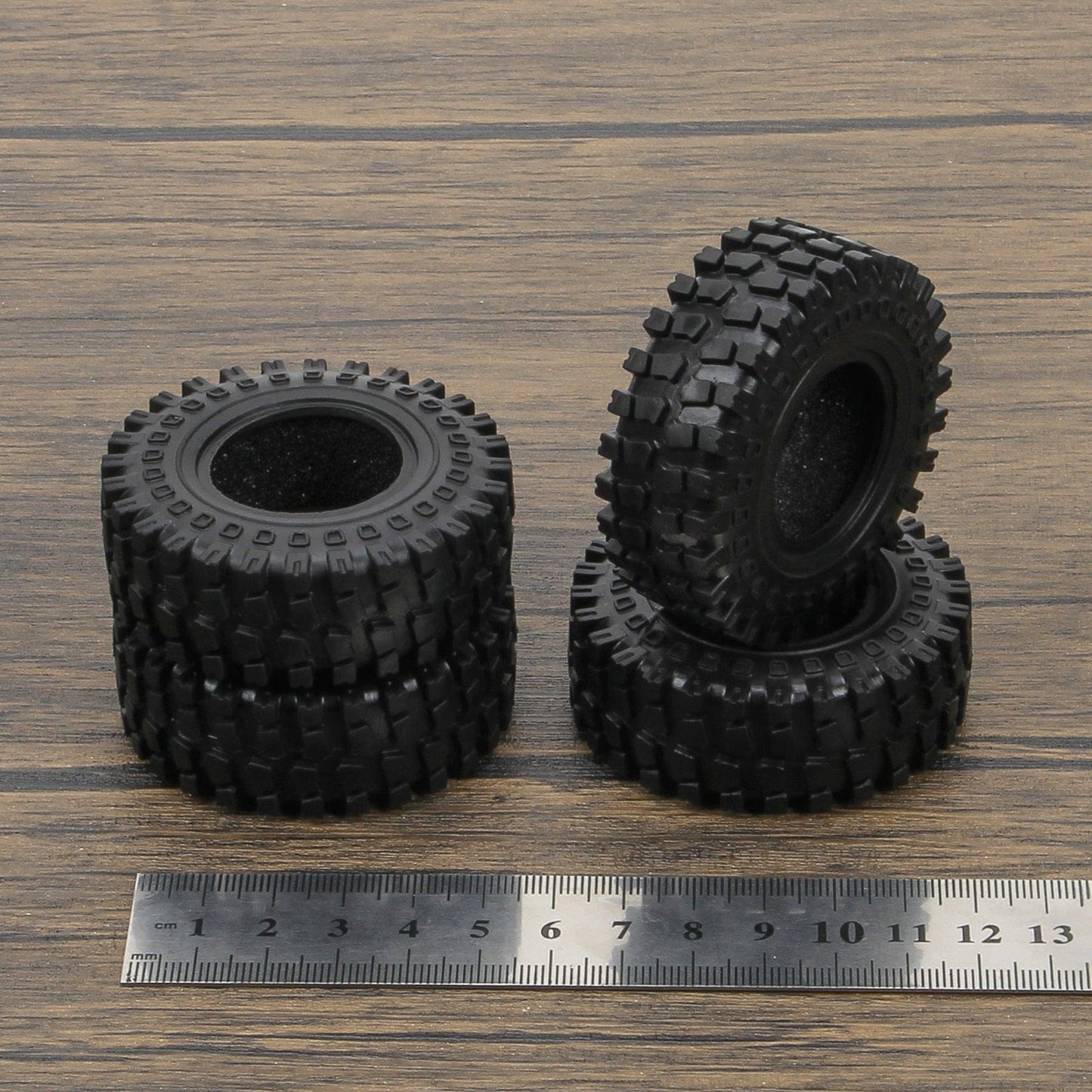 RCAWD RCAWD FMS FCX24 Upgrades 4x rubber tire OD:60mm, width: 20mm  ID：32mm/1.25”C3050BL